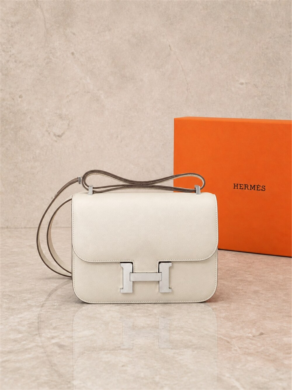 Hermes Constance 24 in Nata | Epsom Leather Shoulder Bag